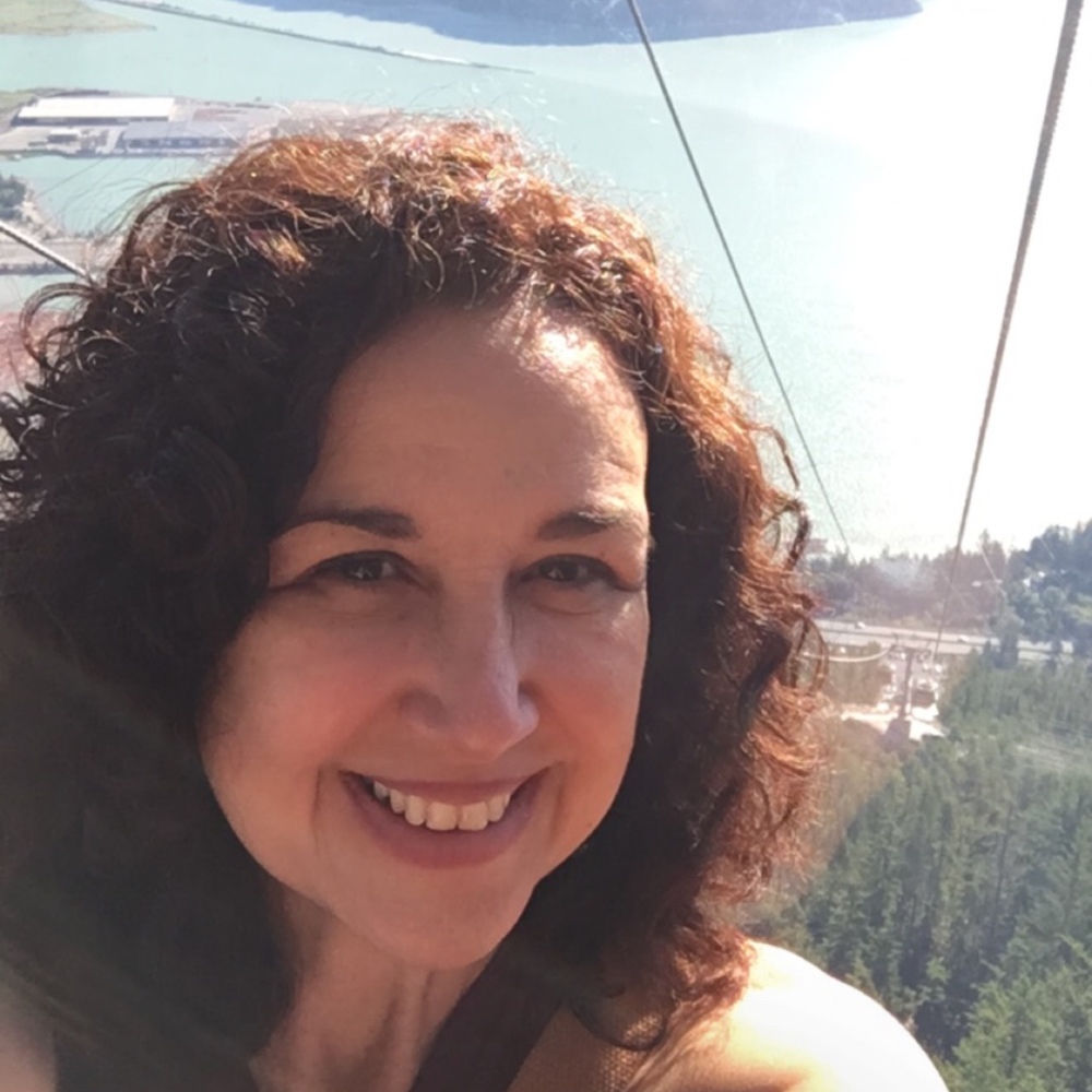 Meet your Posher, Susana